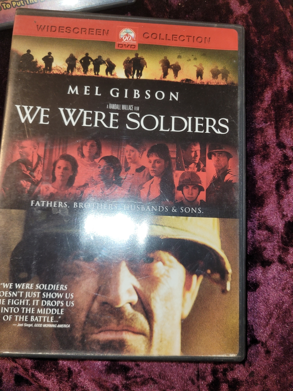 We Were Soldiers (Widescreen Collection) DVD - Mel Gibson - Black/Red Cover